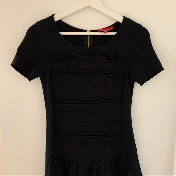 Saks short-sleeve dress - Picture 3 of 8
